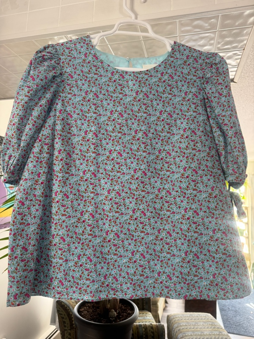 Hyacinth House Blue Floral Puff Sleeve Top - 100% Cotton Tie Sleeve - XL